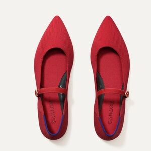 Rothy's The Point Mary Jane II - Red
Crisp